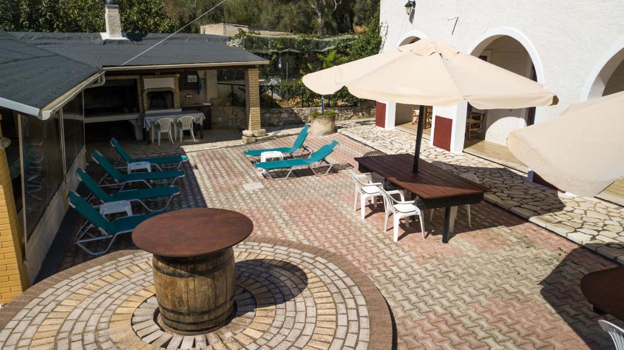 Villa Mike 105 Liapades Dış mekan fotoğraf