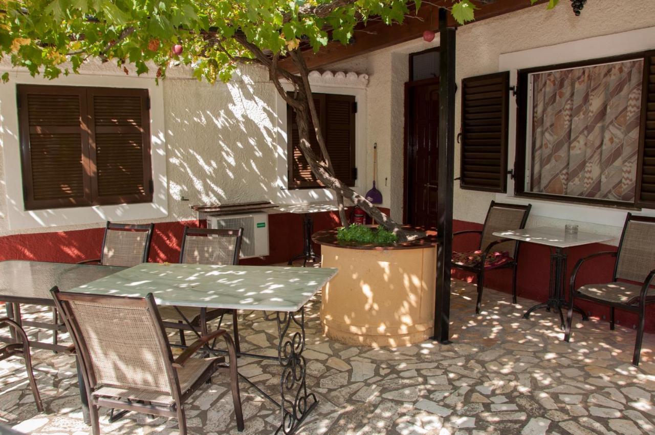 Villa Mike 105 Liapades Dış mekan fotoğraf